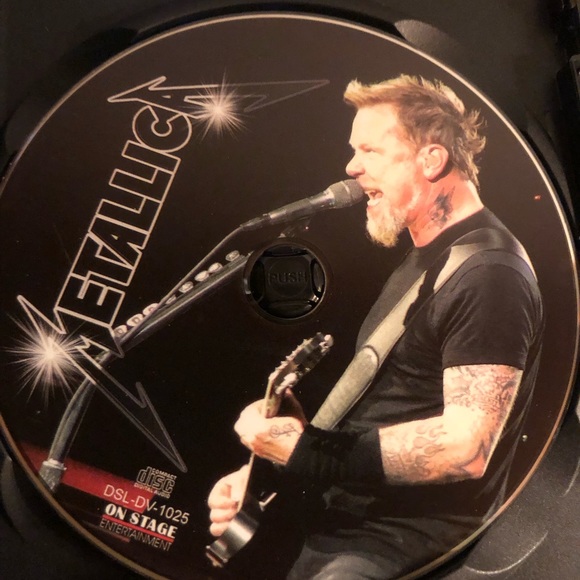 Metal Attack by Metallica (DVD, Sep-2012) Live In Korea 2006, Brazil 2012, 2012 - Picture 3 of 6